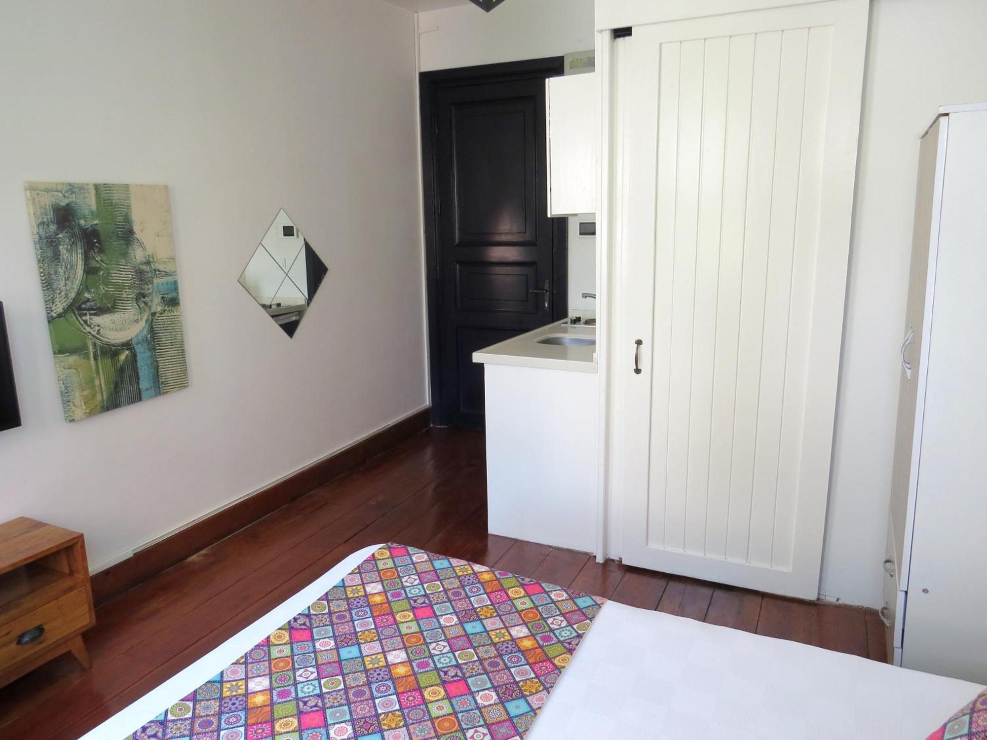 Istanberry - Luna Apartments Истанбул Екстериор снимка